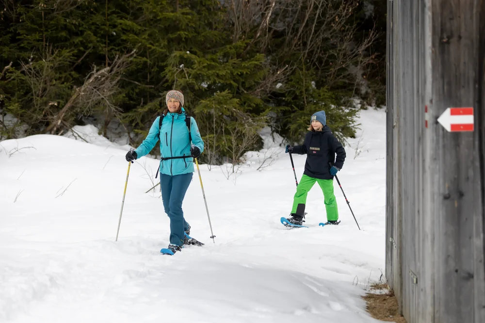 Schneeschuhwanderung zur Aifner Alm
